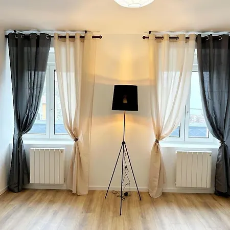 Rs-1 - Chaleureux 2 Pieces Au 1er Etage Equipe 1-3 Pers Lägenhet *